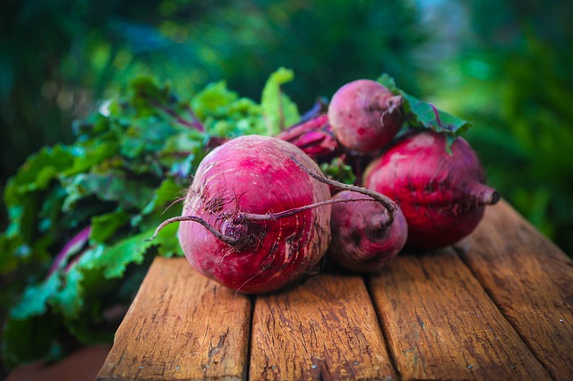 What are some side effects of beet juice?